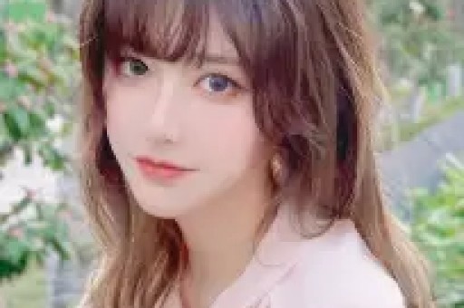 陪玩陪睡只是皮毛！继手伸进裤子后又一女星自曝50多都不放过